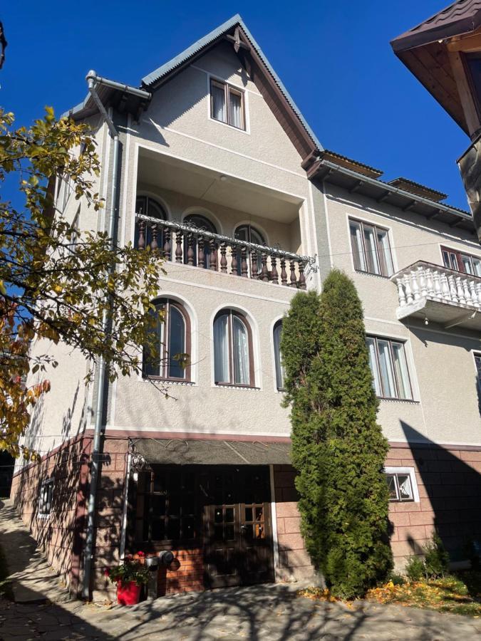Sadyba Girske Povitria Iaremcea Exterior foto