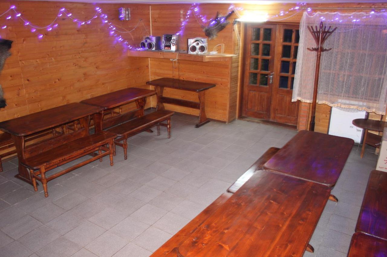 Sadyba Girske Povitria Iaremcea Exterior foto